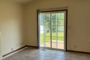 1260 Trinity Dr, Carol Stream, IL 60188 - Photo 9