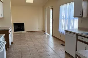 1260 Trinity Dr, Carol Stream, IL 60188 - Photo 7