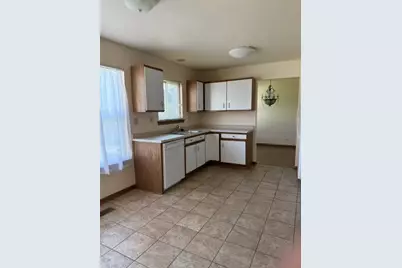 1260 Trinity Drive, Carol Stream, IL 60188 - Photo 5