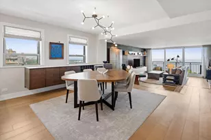 3470 N Lake Shore Dr, Chicago, IL 60657 - Photo 13