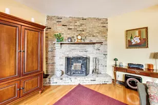 923 W Irving Park Rd, Chicago, IL 60613 - Photo 7