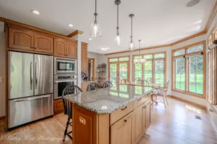 4N843 W Woods Dr, Saint Charles, IL 60175 - Photo 21