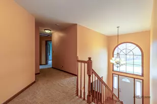 1551 Crowfoot Cir N, Hoffman Estates, IL 60169 - Photo 25