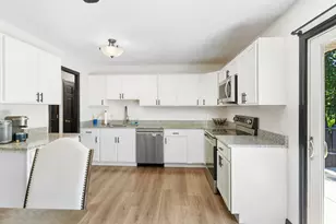 543 Ridge Cir, Streamwood, IL 60107 - Photo 7