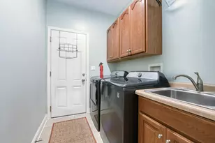 298 Quinlan Ave, Dekalb, IL 60115 - Photo 27