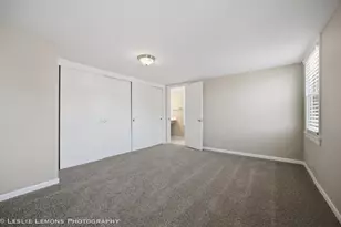 4015 W 105th St, Oak Lawn, IL 60453 - Photo 17