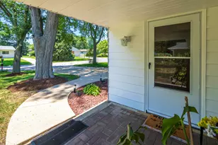 [Address not provided], Darien, IL 60561 - Photo 7