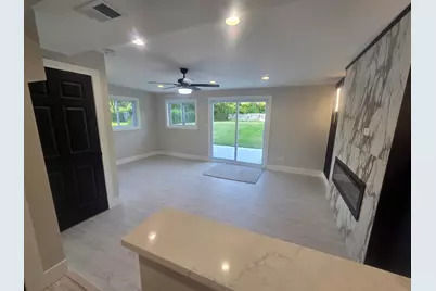 18749 Baker Avenue, Country Club Hills, IL 60478 - Photo 7