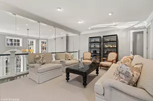 38 E Elm St, Chicago, IL 60611 - Photo 21