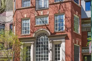 38 E Elm St, Chicago, IL 60611 - Photo 1