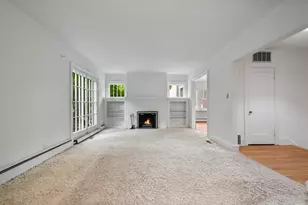 1011 Crain St, Evanston, IL 60202 - Photo 5