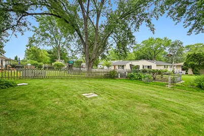 1810 N Ridge Avenue, Arlington Heights, IL 60004 - Photo 41