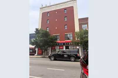 3240 W Lawrence Avenue, Chicago, IL 60625 - Photo 1