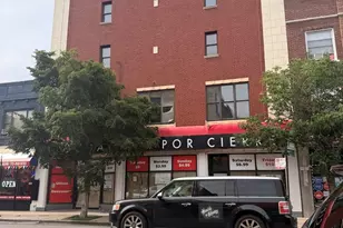 3240 W Lawrence Ave, Chicago, IL 60625 - Photo 1