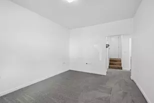 2917 W Leland Ave, Chicago, IL 60625 - Photo 5