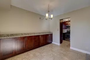 1460 Fairlane Dr, Schaumburg, IL 60193 - Photo 5