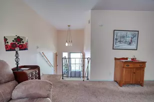 31 Circle Dr W, Montgomery, IL 60538 - Photo 5