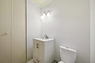1316 W Fargo Ave, Chicago, IL 60626 - Photo 13