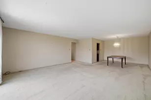 1316 W Fargo Ave, Chicago, IL 60626 - Photo 5