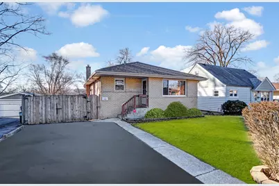 [Address not provided], Worth, IL 60482 - Photo 1