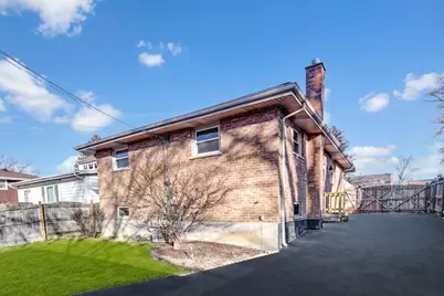 [Address not provided], Worth, IL 60482 - Photo 27