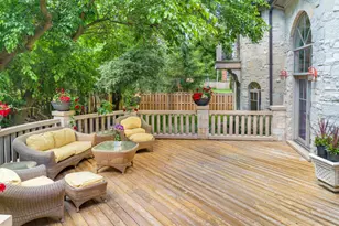 1009 Kings Ln, Glenview, IL 60025 - Photo 61