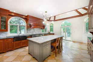 1009 Kings Ln, Glenview, IL 60025 - Photo 15