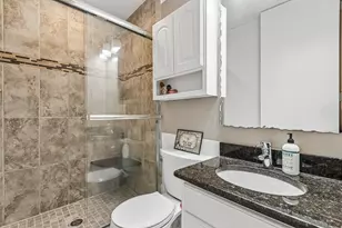 5460 Adeline Pl, Oak Forest, IL 60452 - Photo 13