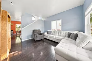2710 Hoffman St, Plano, IL 60545 - Photo 5