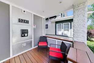 5241 W Dakin St, Chicago, IL 60641 - Photo 3