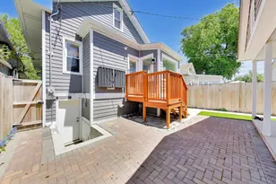 5241 W Dakin St, Chicago, IL 60641 - Photo 39