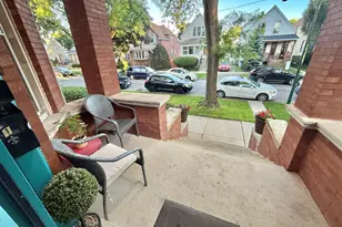 5834 W Dakin St, Chicago, IL 60634 - Photo 3