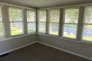 355 N Walnut St, Manteno, IL 60950 - Photo 5