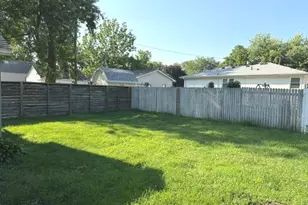 355 N Walnut St, Manteno, IL 60950 - Photo 41