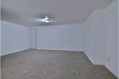 8637 1/2 W Foster Avenue #1B, Chicago, IL 60656 - Photo 23