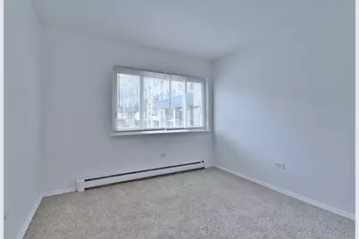 8637 1/2 W Foster Avenue #1B, Chicago, IL 60656 - Photo 5