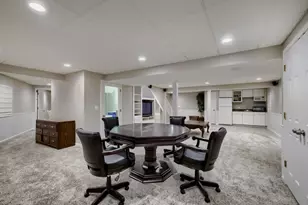 376 Amy Ct, Glen Ellyn, IL 60137 - Photo 29