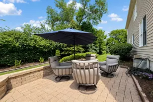 376 Amy Ct, Glen Ellyn, IL 60137 - Photo 41