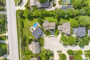 376 Amy Ct, Glen Ellyn, IL 60137 - Photo 47