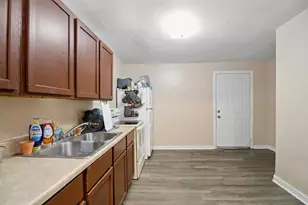 294 N Greenwood Ave, Kankakee, IL 60901 - Photo 7