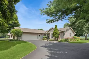 9761 Squire Ln, Belvidere, IL 61008 - Photo 1