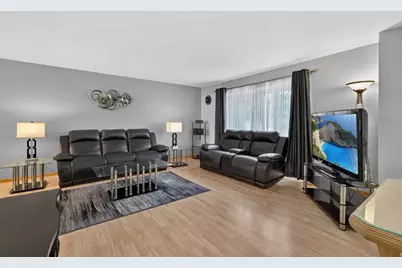 1814 W Catalpa Lane, Mount Prospect, IL 60056 - Photo 3