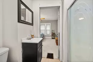 902 N 12th St, Dekalb, IL 60115 - Photo 17