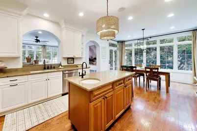 1600 N Vail Avenue, Arlington Heights, IL 60004 - Photo 15