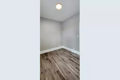3816 W Montrose Avenue, Chicago, IL 60618 - Photo 9