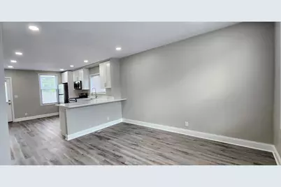 3816 W Montrose Avenue, Chicago, IL 60618 - Photo 5