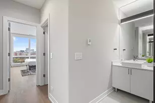 650 N Morgan St, Chicago, IL 60642 - Photo 11
