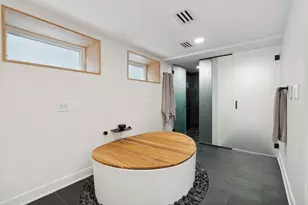 2804 W Rascher Ave, Chicago, IL 60625 - Photo 19