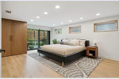 2804 W Rascher Avenue, Chicago, IL 60625 - Photo 13