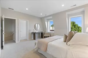 1729 W George St, Chicago, IL 60657 - Photo 19